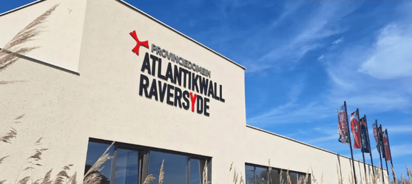 voorkant gebouw provinciedomein Atlantikwall Raversyde voorkant gebouw provinciedomein Atlantikwall Raversyde
